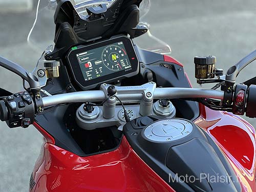 Ducati Multistrada V4 S 2025 Motorradvermietung Frankreich